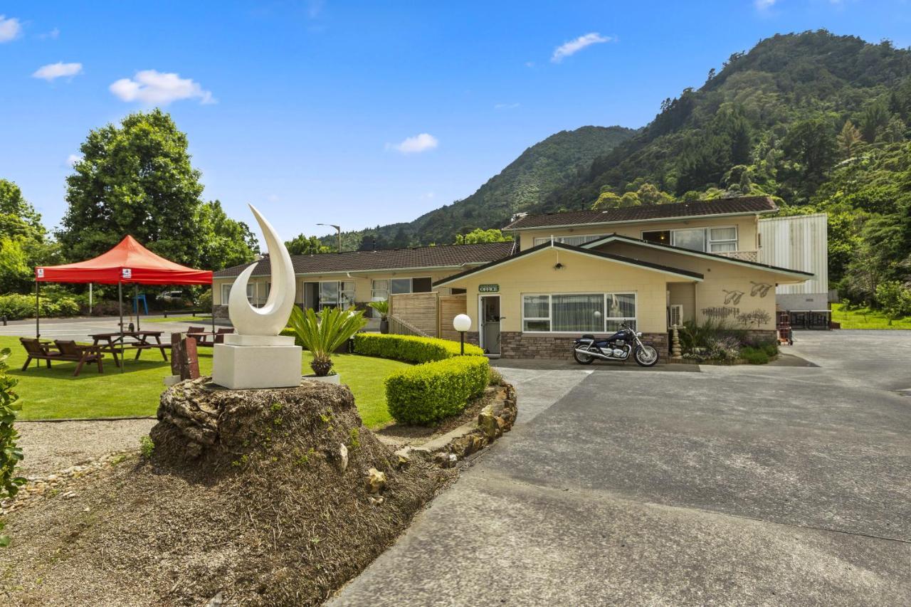 Te Aroha Motel Екстер'єр фото